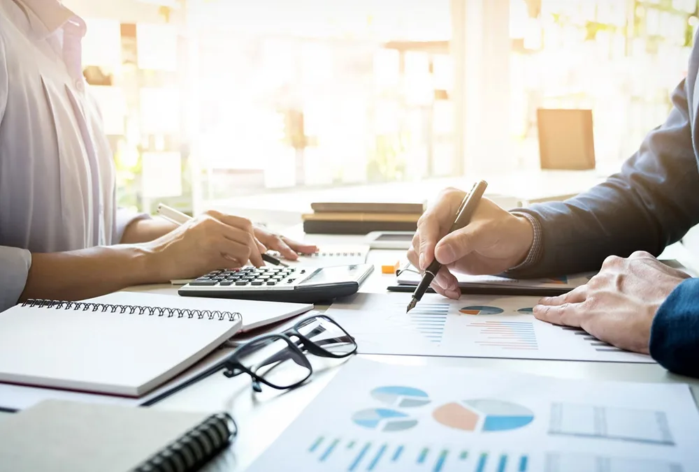 Finanzas y Contabilidad Esencial para No Expertos